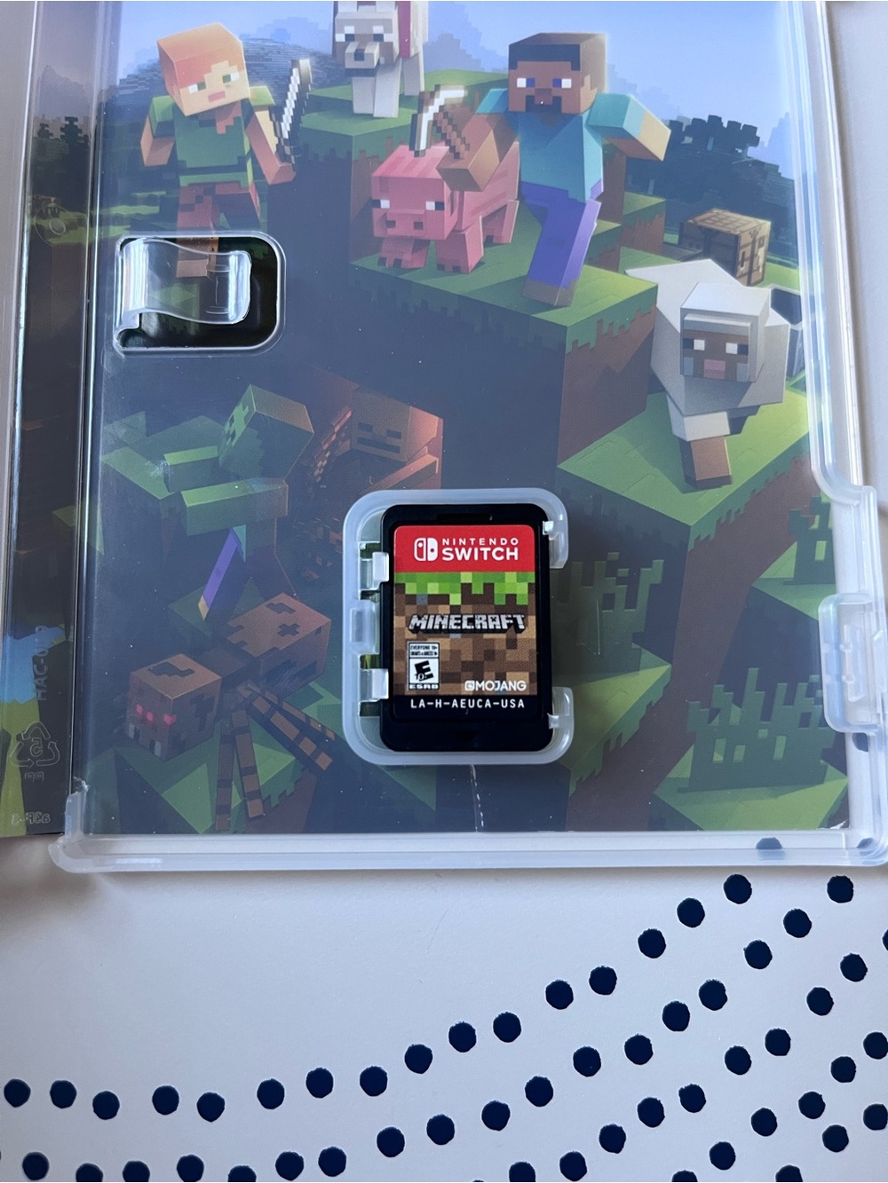 Minecraft Nintendo Switch Game - Picture 4 of 6